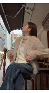 V-neck quilted ivory fur jacket