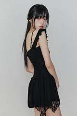 PETAL RUFFLE DRESS black