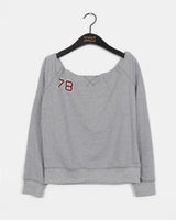 Linbu 87 Patch Off-Shoulder Sweatshirt