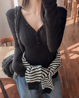 Sellot button wool knitwear