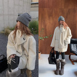 wool white muffler half quilted coat