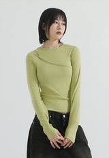 Curve slit ribbed top
