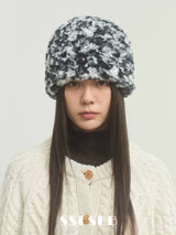 Mushroom Fakefur Beanie - Black