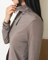 Soku Basic Layered Long-Sleeved Turtleneck T-Shirt