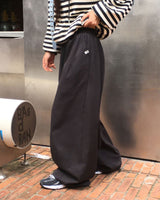 One-pin tuck strap balloon cotton pants