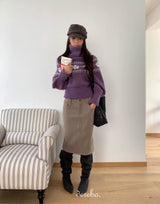 Moai Beige Midi Skirt