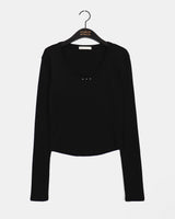 Cooit Stud U-neck Long-sleeved T-shirt