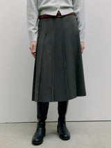 PLEATS LONG SKIRT GRAY