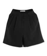 ESSENTIAL TWO-TUCK BERMUDA PANTS_BLACK