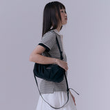 シャーリングナイロンショルダーバッグ (BLACK)