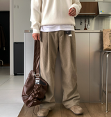 ヨギス ワイドフィット シングルタック コーデュロイパンツ