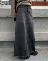 Long cutting denim skirt
