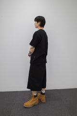 Side Slit Darted Bermuda Black