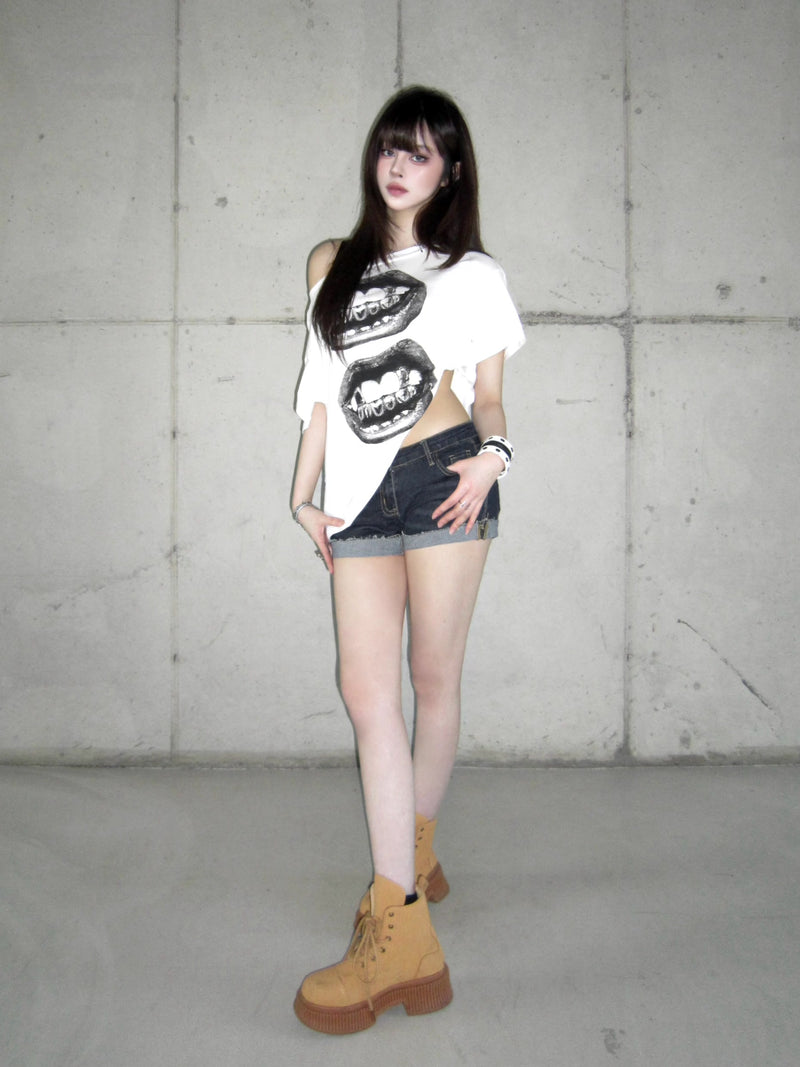 リップオフショルダーTシャツ