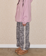 カモ72トラックパンツ - KHAKI