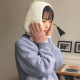 Tumb woolen soft button balaclava
