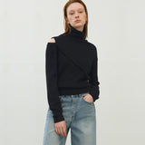 (T-6965)ESSENTIAL WOOL CUTOUT HIGH NECK KNIT