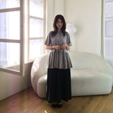 ラッフルTシャツ