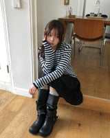 ソイボーダーVネックニット