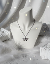 [IDLE Shuhua Necklace] プチエンジェルカラーボーンネックレス- シルバーカラー