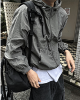アークイン クロップフード ウィンドブレーカー