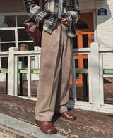 ハリスピンタックコーデュロイパンツ