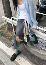 オーバーレイフォールドスカート