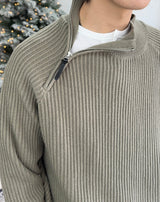 Rubed diagonal zip-up knit