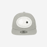 Lace Button Snapback / Grey