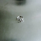 Liquid Curve Ring