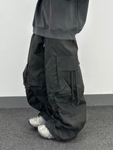 シャーリングストラップカーゴパンツ