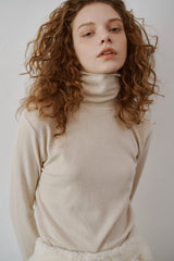 ベーシックタートルネックTシャツ (ベージュ)