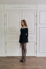 Nostalgia U neck T Shirt (&Off shoulder) - Black