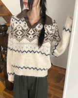 Neul Nordic Color-Block Collar Loose-Fit Long-Sleeve Knit