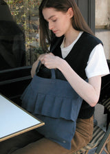 Washing Cotton Ruffle Hand&Cross Bag_Navy