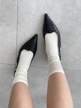 eyelet flat shoes