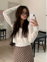 Creamy V-neck cardigan