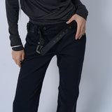 LOW-RISE TWO BUTTON BOOTS CUT PANTS (BLACK)