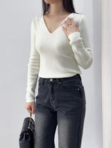 Ciar Collar V-Neck Slit Ribbed Long Sleeve Knit