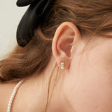 Silver925Post Rolling Shell Earrings
