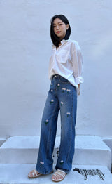 DAISY EMBROIDERED BLUE DENIM PANTS code 25000