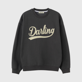 UNISEX DARLING刺繍入り裏起毛スウェットシャツ [CHARCOAL]