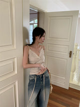 Mini heart V-neck sleeveless tee