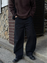 Way pintuck curved pants