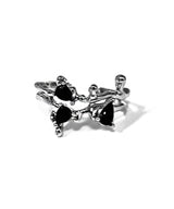 Black flower Ring