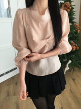 Twist sheer high blouse