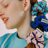 STRIPE KNIT SCRUNCHIE (LIGHT PINK)