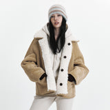 C FUR REVERSIBLE MUSTANG_BEIGE