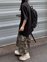 hip patch camo bermuda pants
