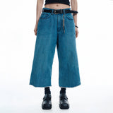 カットオフカプリデニムパンツ- MEDIUM BLUE